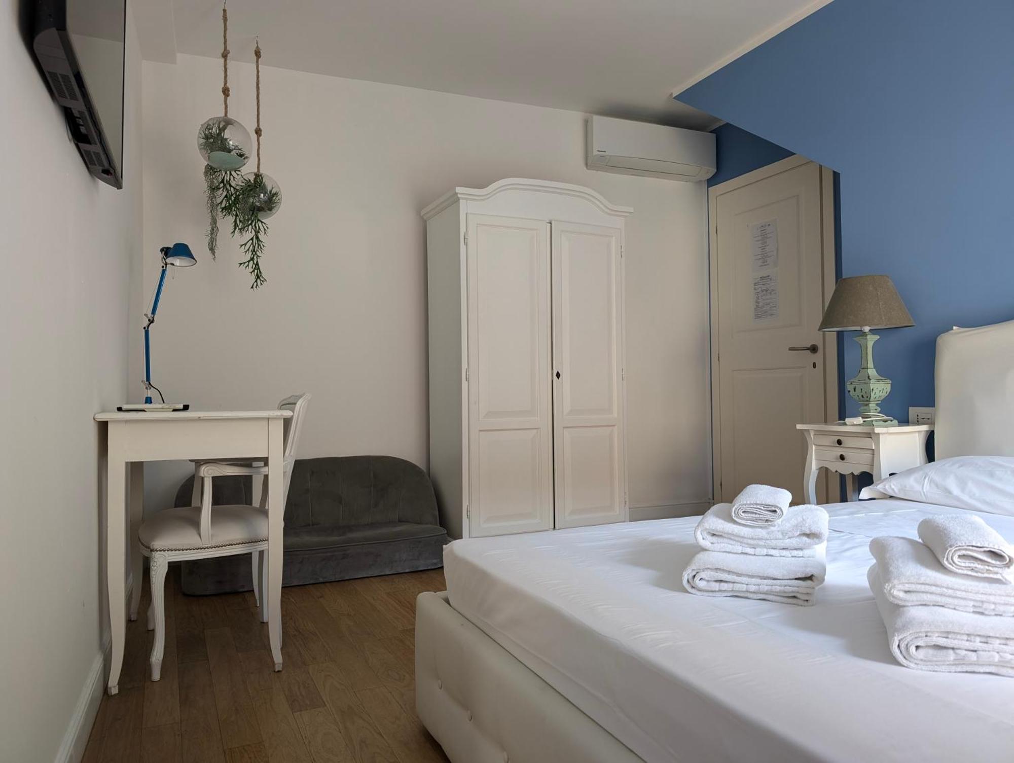 Cosmopolitan Central Rooms Болонья Экстерьер фото