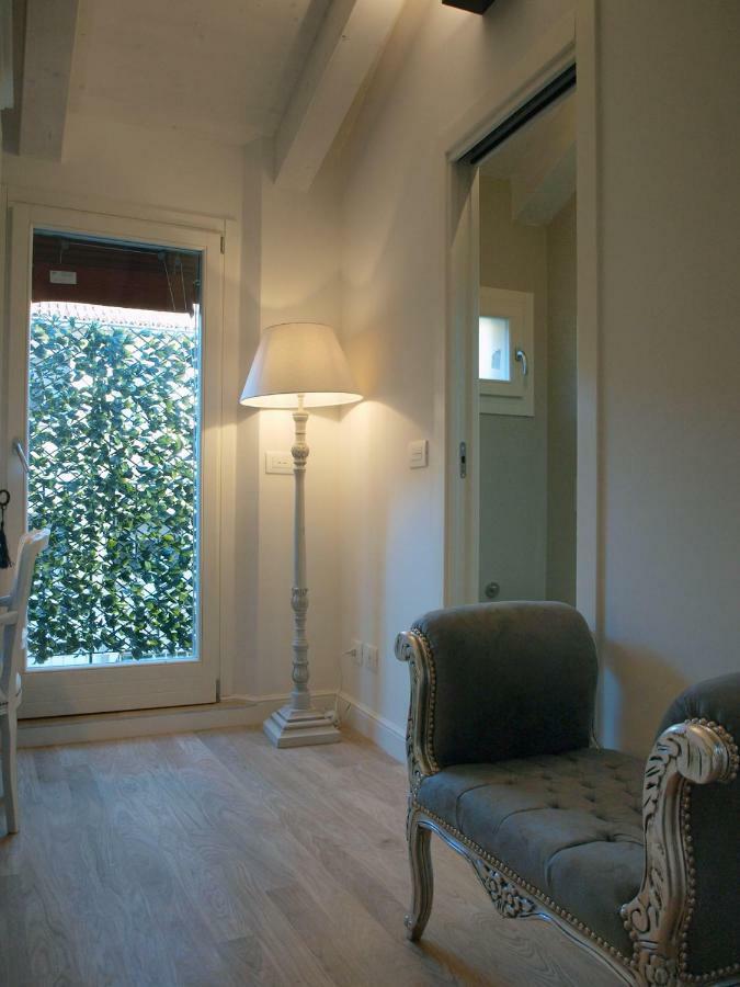 Cosmopolitan Central Rooms Болонья Экстерьер фото