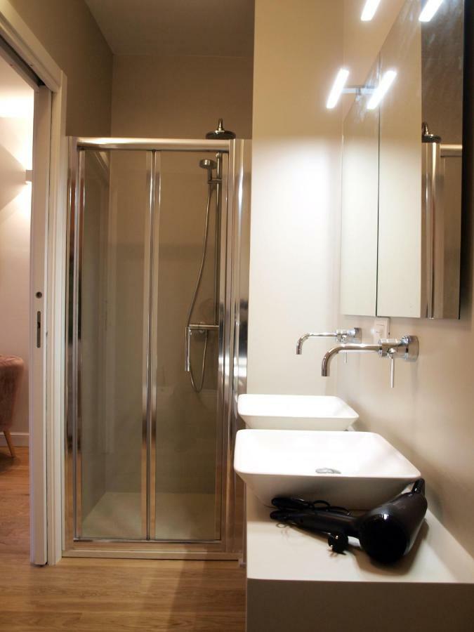 Cosmopolitan Central Rooms Болонья Экстерьер фото