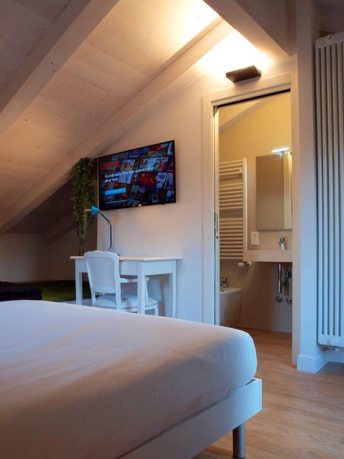 Cosmopolitan Central Rooms Болонья Экстерьер фото